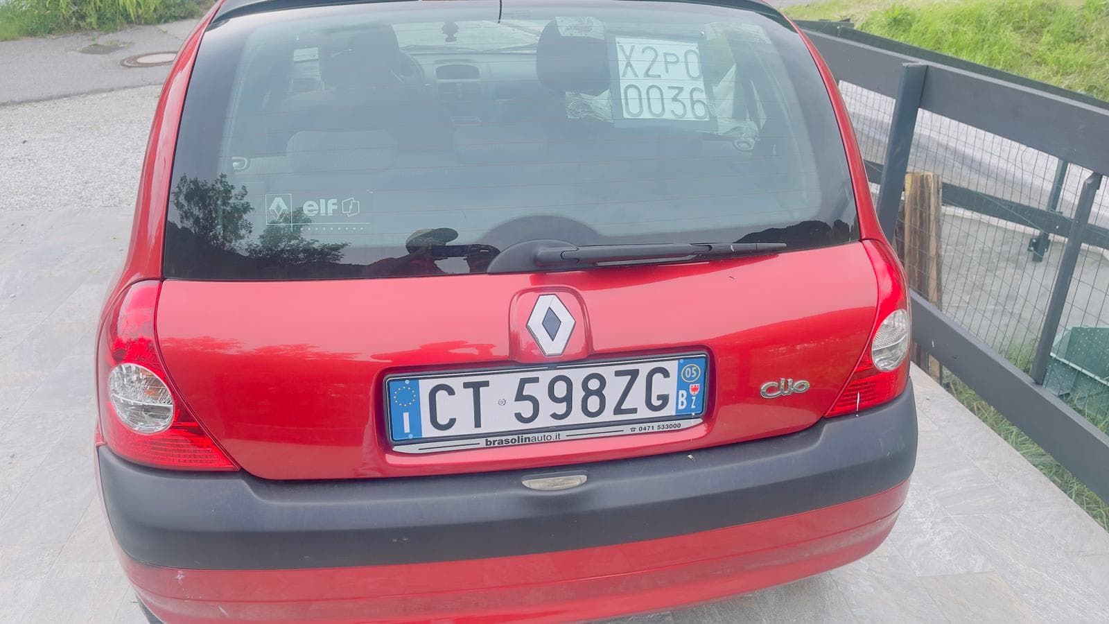 Renault Clio 1.2 Petrol (2005) - Thumbnail 3